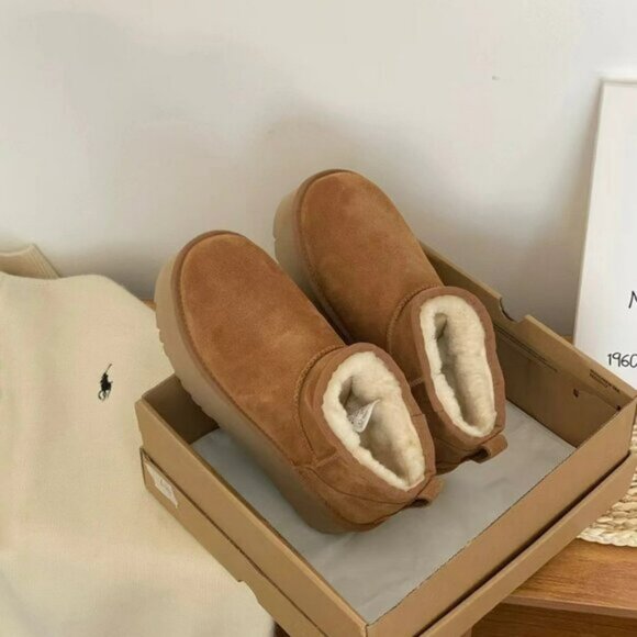 UGG Classic Ultra Mini Boots chestnut - Picture 1 of 7